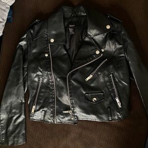 Forever 21 Crop leather jacket
